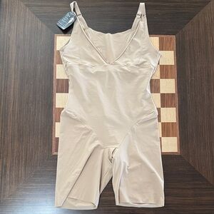 Maidenform All-over-solutions shapewear waist high Sleek Smoothers size XL.